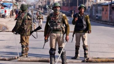 Photo of जम्मू-कश्मीर पुलिस को बड़ी मिली सफलता, हथियारों से लैस लश्कर-ए-तैयबा के 3 आतंकी गिरफ्तार
