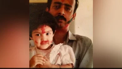 Photo of अभिनेत्री के तस्वीर को पहचानने में जुटे लोग, गाल में गुलाल लगाए हुई बच्ची आज है बॉलीवुड स्टार