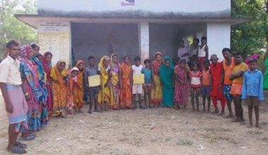 Photo of बिहार का एक गांव जहां पानी पीने के वजह से बूढ़े हो रहे हैं लोग, जाने क्या हैं सच्चाई