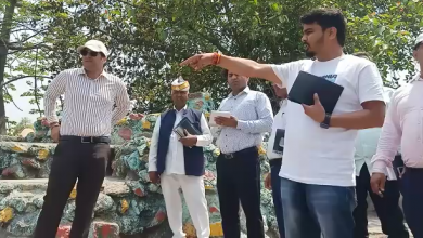 Photo of पार्कों के निरीक्षण पर पहुंचे जिलाधिकारी, सुधार के लिए दिए ये निर्देश
