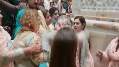 Photo of पंजाब विधानसभा में महिला नेताओं के बीच मारपीट का वीडियो वायरल, SC ने इमरान खान के पद को रखा बरकरार