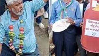 Photo of राजकोट में मंहगाई को लेकर सड़क पर उतरे कांग्रेसी, पुलिस ने 30 कार्यकर्ताओं पर चलाया चाबुक