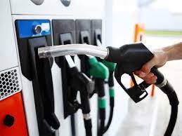 Photo of यूपी में आज फिर बढ़ गए पेट्रोल-डीजल के दाम? जानिए-   अपने शहर के Fuel नए रेट