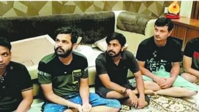 Photo of मध्य प्रदेश पुलिस ने की बड़ी कार्रवाई, पांच युवकों सहित 4 किलो सोना, 1 किलो चांदी, 21 लाख रुपये किये जब्त