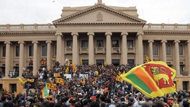 Photo of संकटग्रस्त श्रीलंका में आपातकाल की घोषणा, सड़कों पर उतरे प्रदर्शनकारी