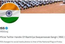Photo of आरएसएस ने सोशल मीडिया लगाया राष्ट्रीय ध्वज की तस्वीर, कांग्रेस नेता ने कहा ‘भेड़’