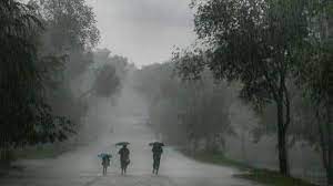 Photo of यूपी में अगले 24 घंटों में हो सकती है भारी बारिश, इन जिलों में जारी हुआ ऑरेंज अलर्ट