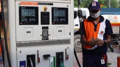 Photo of Petrol Diesel Price Today: क्रूड ऑयल की कीमत में गिरावट, जानें अपने शहर में पेट्रोल डीजल के दाम