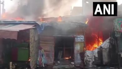 Photo of मुरादाबाद: सूती कपड़े के गोदाम में लगी आग, दमकल की 3 गाड़ियां पहुंची
