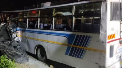Photo of बाराबंकी: गोंडा-बहराइच एनएच पर निजी बस की छड़ों से लदी डीसीएम से टक्कर में 25 घायल, इतनी मौतें