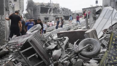 Photo of इज़राइल-हमास युद्ध: इज़राइल बढ़ा रहा दायरा, लेबनान में हिजबुल्लाह के ठिकानों और सीरिया के सैन्य क्षेत्रों पर की बमबारी