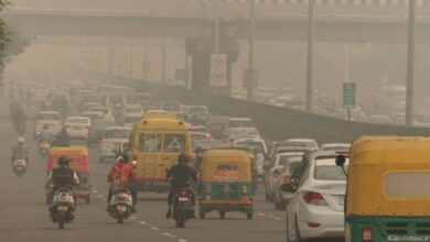 Photo of दिल्ली: स्मॉग के बादलों ने राष्ट्रीय राजधानी को किया ठप्प, AQI की इतनी बुरी हालत