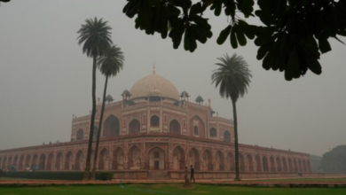 Photo of दिल्ली की वायु गुणवत्ता में मामूली सुधार, बारिश ना होने के कारण हवा ‘बहुत ख़राब’
