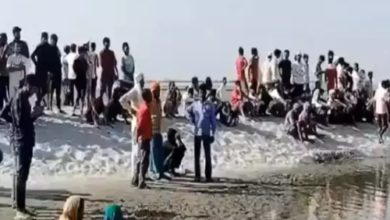 Photo of बाराबंकी: सरयू में नहाने गए चार बच्चों की पांच ककी डूबकर मौत, तीन शव बरामद, सर्च ऑपरेशन जारी