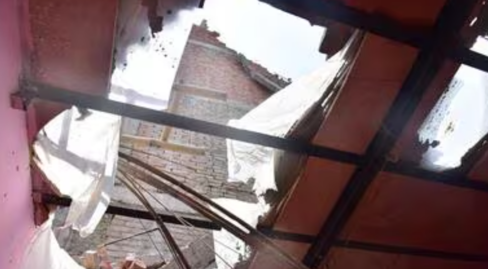 गाजियाबाद: धूल भरी आंधी में चार साल के बच्चे की मौत, तेज़ हवा से गिरा था निर्माणाधीन घर का मलबा