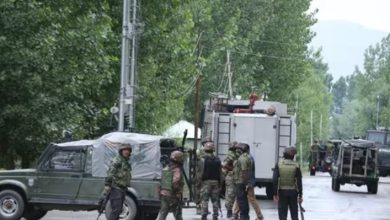 Photo of जम्मू-कश्मीर के उरी में नियंत्रण रेखा पर घुसपैठ रोधी अभियान में एक आतंकवादी ढेर, ऑपरेशन जारी