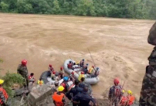 Photo of नेपाल: भूस्खलन के कारण दो यात्री बसें त्रिशूली नदी में बही, पांच दर्जन लोगों के लापता होने की आशंका