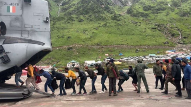 Photo of उत्तराखंड बारिश: केदारनाथ में वायुसेना और SDRF का बचाव अभियान जारी, अब तक 133 लोगों को किया गया एयरलिफ्ट