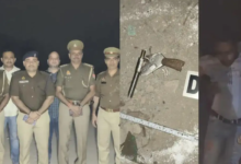 Photo of नोएडा: पुलिस पर फायरिंग करने वाले दो अपराधी गिरफ्तार, भारी मात्रा में चोरी का माल बरामद