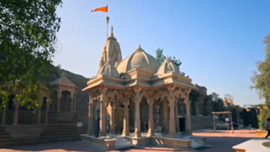 Photo of बरेली: मंदिर की दीवार पर विवादित चित्र बनाकर उसे क्षतिग्रस्त किया गया, FIR दर्ज