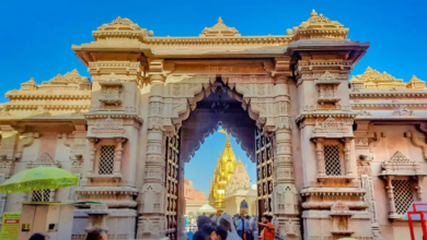 Photo of काशी विश्वनाथ मंदिर में VIP दर्शन पूरी तरह बंद, महाशिवरात्री से पहले भीड़ को देख लिया गया फैसला..