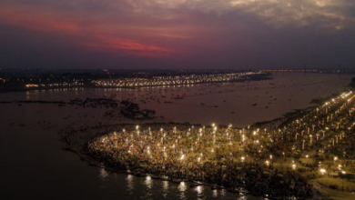 Photo of महाकुंभ का आज भव्य समापन, अंतिम अमृत स्नान के लिए उमड़े श्रद्धालु