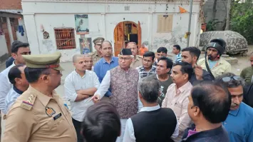 Photo of लखनऊ में मंदिर के बाहर मिले ‘गाय के अवशेष’: बीजेपी विधायक ने कहा ‘सांप्रदायिक सौहार्द बिगाड़ने की साजिश’