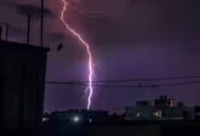 Photo of मौसम अलर्ट : पूरे भारत में गरज़ -चमक के साथ भारी बारिश का अलर्ट जारी..