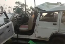 Photo of बाराबंकी में तेज रफ्तार डंपर ने बोलेरो को मारी टक्कर, दो की मौत, पांच घायल