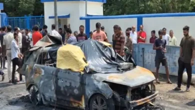 Photo of जमशेदपुर में दिल दहलाने वाला हादसा: मरीन ड्राइव पर कार में लगी आग, युवक जिंदा जला