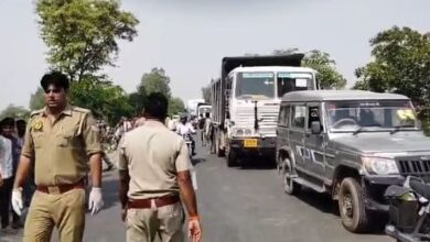 Photo of हरदोई में दर्दनाक हादसा: ट्रक ने ऑटो में मारी टक्कर, छह की मौत, तीन गंभीर रूप से घायल
