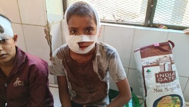 Photo of बलरामपुर में भीषण सड़क हादसा: अर्टिगा-ट्रक टक्कर में पांच की मौत, आठ गंभीर रूप से घायल