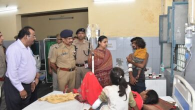 Photo of बुलंदशहर में भीषण सड़क हादसा: डीसीएम की ट्रक से टक्कर, तीन की मौत, 31 घायल