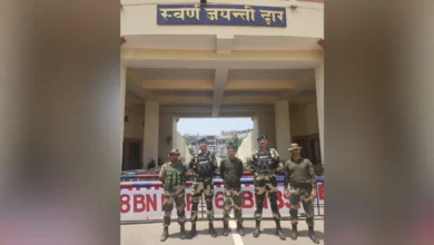 Photo of पाकिस्तान रेंजर्स द्वारा हिरासत में लिए गए बीएसएफ जवान को अटारी सीमा पर भारत को सौंपा गया..