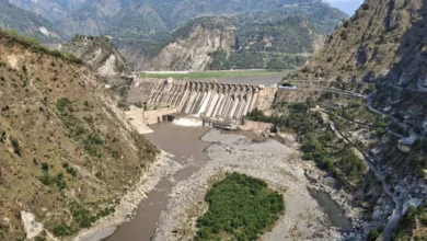 Photo of भारत द्वारा चेनाब नदी के प्रवाह पर रोक लगाने के बाद पानी कम होने से पाकिस्तान में संकट
