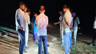 Photo of छत्तीसगढ़ के बालोद में ठेकेदार की निर्मम हत्या: सड़क निर्माण स्थल पर धारदार हथियार से वार, पुलिस ने शुरू की तलाश