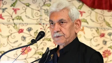 Photo of मनोज सिन्हा ने लश्कर और हिज्बुल मुजाहिदीन से संबंधों के चलते तीन सरकारी कर्मचारियों को बर्खास्त किया