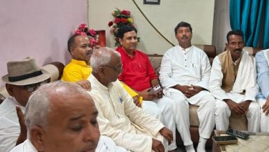 Photo of अपना दल (सोनेलाल) में बगावत: बागी नेता लखनऊ में कर सकतें हैं ऐसी बड़ी घोषणा