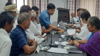 Photo of मुरादाबाद में ईंट भट्ठा मजदूर की पत्नी को आयकर विभाग का 1.04 करोड़ का नोटिस, पैन कार्ड दुरुपयोग की आशंका