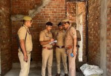 Photo of फिरोजाबाद में दिल दहलाने वाला हत्याकांड: 13 वर्षीय किशोर की नग्न अवस्था में हत्या, निर्माणाधीन दुकान की छत पर मिला शव
