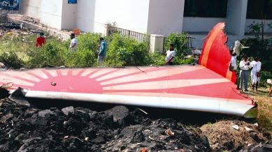 Photo of अहमदाबाद विमान हादसा: AAI की शुरुआती रिपोर्ट में खुलासा, टेक-ऑफ के बाद दोनों इंजन अचानक बंद, जांच जारी