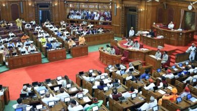 Photo of यूपी मानसून सत्र लाइव: फतेहपुर घटना पर सदन में हंगामा, विपक्ष ने उठाई मनरेगा मजदूरी बढ़ाने की मांग