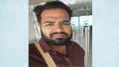 Photo of मुरादाबाद: पुलिस चौकी के पास सनसनीखेज लूट, स्टोर मैनेजर से सोने की चेन और इतने लाख रुपये छीने