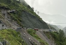 Photo of उत्तराखंड: बदरीनाथ धाम, हेमकुंड साहिब और केदारनाथ यात्रा पर रोक, भारी बारिश के अलर्ट के चलते जिला प्रशासन का फैसला