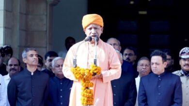 Photo of लखनऊ: सीएम योगी ने फहराया तिरंगा, स्वतंत्रता दिवस पर बोले- राष्ट्रीय कर्तव्यों का पालन है आजादी का असली अर्थ