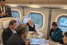 Photo of पीएम मोदी का जापान दौरा: बुलेट ट्रेन की सवारी, भारतीय ट्रेन चालकों से मुलाकात, और सेंडाई में औद्योगिक भ्रमण