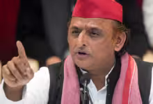 Photo of अखिलेश यादव ने चुनाव आयोग तक इंडिया ब्लॉक के विरोध मार्च में बैरिकेड फांदा