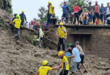 Photo of उत्तराखंड में बादल फटने से तबाही: चमोली, रुद्रप्रयाग और टिहरी में राहत-बचाव कार्य तेज, एक महिला की मौत, कई लापता