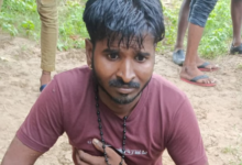 Photo of वाराणसी: पारिवारिक विवाद में पिता ने दो बच्चों संग गंगा में लगाई छलांग, पिता बचा, मासूम लापता