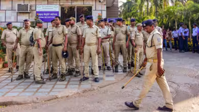 Photo of हैदराबाद: दिनदहाड़े ज्वेलरी की दुकान में लूटपाट के दौरान गोलीबारी, मैनेजर घायल